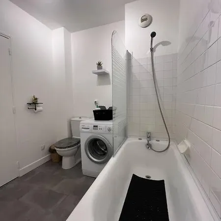 T1, Parking Prive, Proche Gare Appartement *